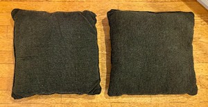 lot 134 image: Four Fantastic Accent Pillows