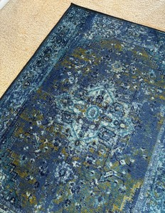 lot 159 image: Nu Loom Giza Rug