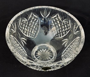 lot 21 image: Waterford Wedding Heirloom Bowl