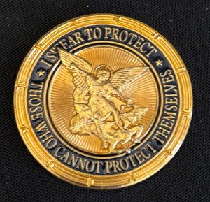 lot 176 image: Ten Police Challenge Coins