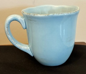 lot 179 image: Four Beautiful Blue Mugs by Ballard Designs