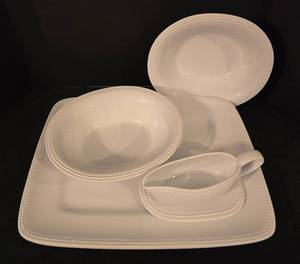 lot 202 image: Fabulous Fireside Earthenware Serving Set