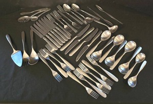 lot 203 image: Fun and Useful Flatware Options