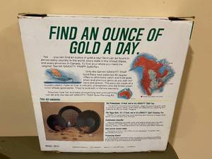 lot 323 image: Gravity Trap Gold Panning Kit