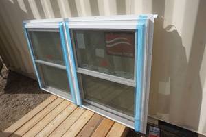 lot 5 image: Thermo Tech Vinyl Clad 2 Section Casement Window