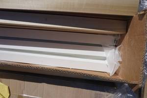 lot 87 image: 25 - Bayer Built White Square Stair Rail Baluster Stair Spindles