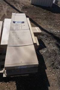 lot 82 image: Builders Edge Set of 2 Door LouversShutters