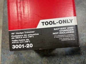 MILWAUKEE M18 18 HEDGE TRIMMER 3001-20