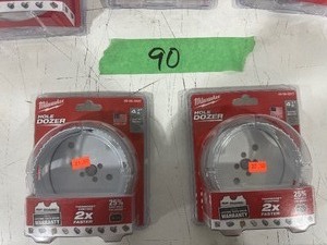 MILWAUKEE HOLE SAW LOT