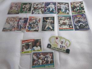 Assorted Dan Marino Cards...