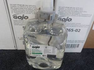 lot 56 image: 4 x 2 Liter Jugs GOJO Hand Cleaner...