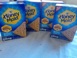 lot 78 image: 4 x 14.4 oz Boxes Honey Maid Graham Crackers past best date
