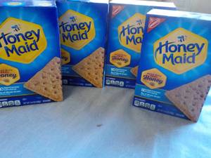 lot 81 image: 4 x 14.4 oz Boxes Honey Maid Graham Crackers past best date