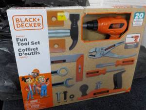 lot 130 image: Black and Decker Fun Tool Set - new in box