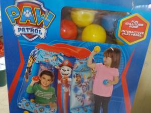 lot 141 image: Paw Patrol Game - new in box...
