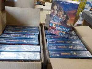 lot 155 image: 12 Hot Zone North America Games - new in box