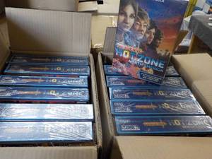 lot 156 image: 12 Hot Zone North America Games - new in box