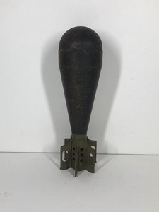 lot 66 image: Vintage WWII 81mm Training Motar Round