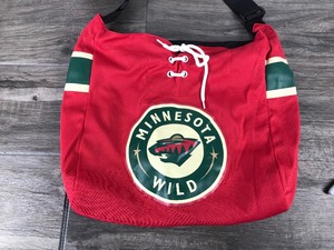 lot 432 image: NHL Minnesota Wild Sports Fan Bag