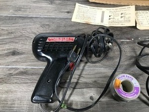 lot 441 image: 2 - Soldering Guns