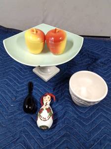 lot 348 image: Red Wing fruit dish. Red wing planter, 2 glass apples with lids, wood mini Marocco and more