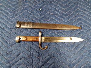 lot 291 image: Bayonet