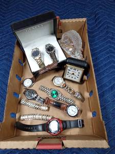 lot 260 image: Watches, clocks and more