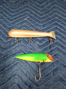 lot 249 image: 2 Wood lures