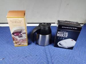 lot 224 image: Waffle bowl maker, vegetable chopper and coffee pot