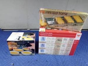 lot 218 image: Turning slicer, Mini loaf pans, Creme Brilee set