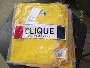 lot 36 image: 7 new clique xxlttg yellow shirts new