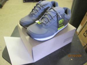 lot 52 image: new pair of Athltic size 9 12 wide width grey shoes