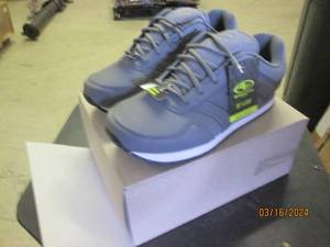 lot 53 image: new pair of Athltic size 9 12 wide width grey shoes