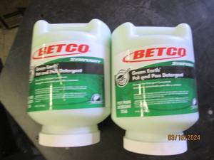 lot 76 image: 2 betco green earth pot and pan detergent 4lbs per container