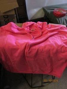 lot 89 image: new pink clique 5xl zip up hoodie...