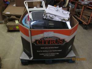 lot 102 image: pallet of misc...