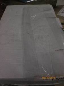 lot 119 image: case of 1000 clear 8 inch x 4 inch x 18 inch bags