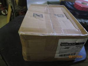 lot 241 image: case of 24 reusable gel packs...
