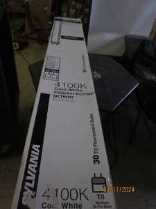 lot 246 image: case of 29 contractor bulk pack sylvania t8 lights 48 inch