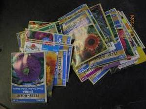 lot 265 image: 25 packages of flower seeds past date