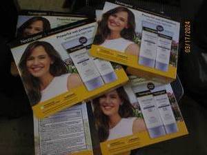 lot 285 image: 6 packages of 2 neutrogena ultra sheer 55 sunscreen