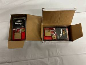 2 x 4 Packs of Master Locks