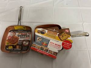 2 Square Nonstick Fry Pans - 9.5