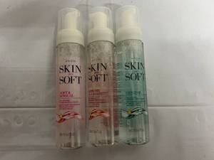 3 Skin So Soft Oil-Infused Foaming Body Washes