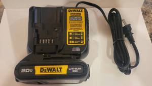 DeWALT 20V Lithium BatteryConstruction Bag (Brand New)
