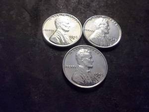 lot 40 image: 3-1943 P,D,S Lincoln War Cents In MS
