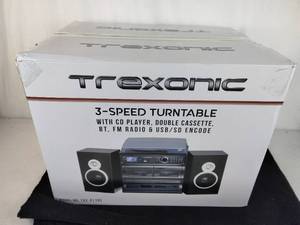 lot 216 image: Trexonic Home Stereo System with Turntable, CD Player, Dual Cassette Decks and Wired Shelf Speakers