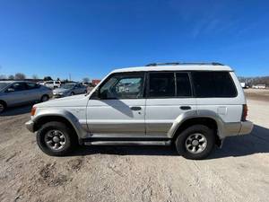 1997 Mitsubishi Montero SR - 2 OWNERS - 4X4