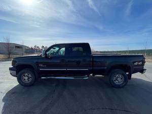 2004 Chevrolet Silverado 2500HD LT - 4X4