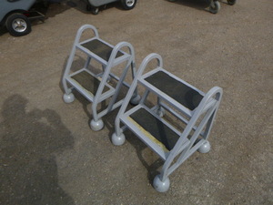 2 Rolling Stairs